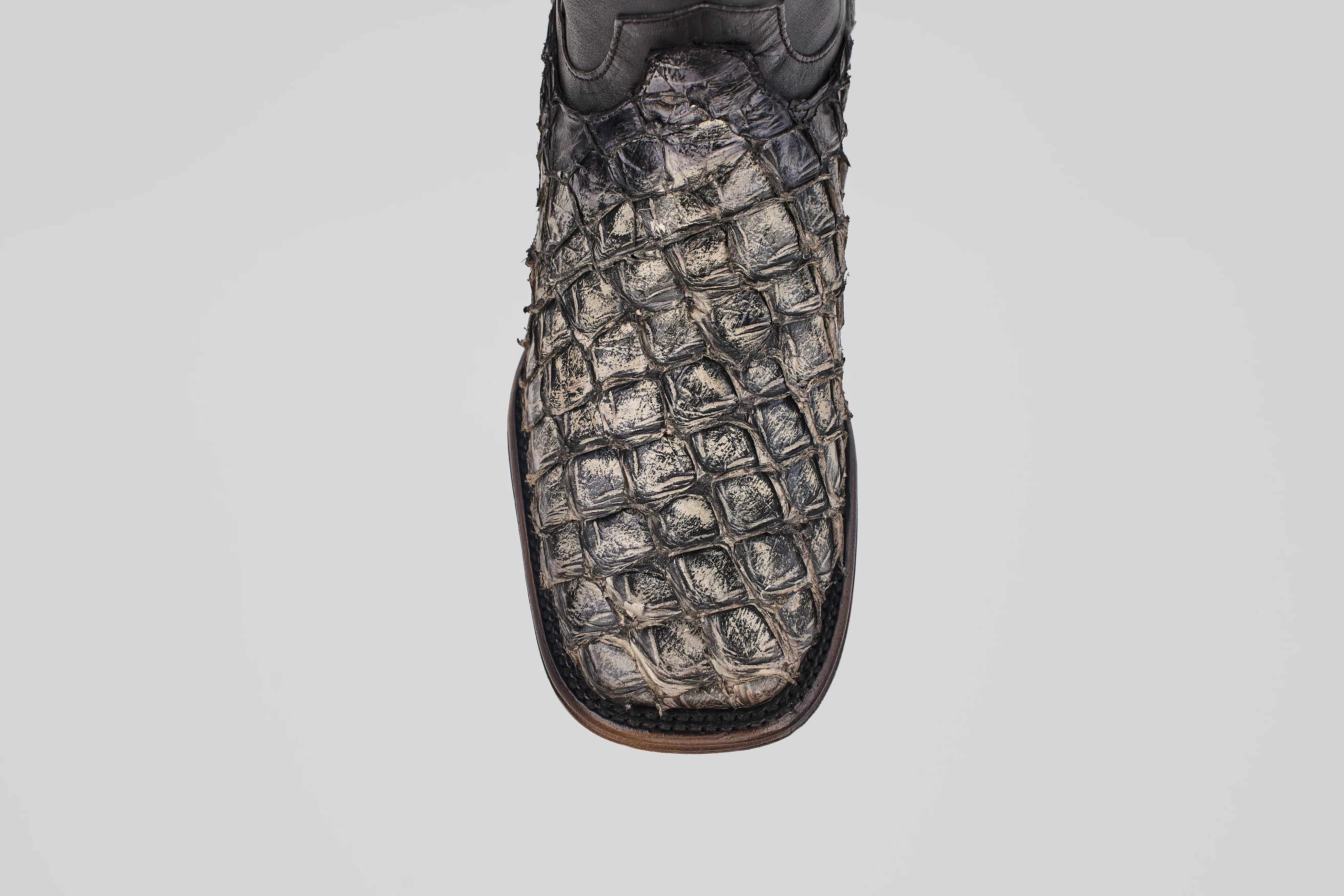 Connor Platinum - Newspaper - Square Toe (Diamond) - Image 5